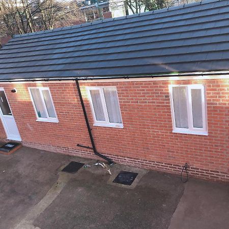 Flat 1 - Entire Modern Studio With En-Suite And Free Parking Close To Qmc, City Centre & Notts Uni Нотингам Екстериор снимка