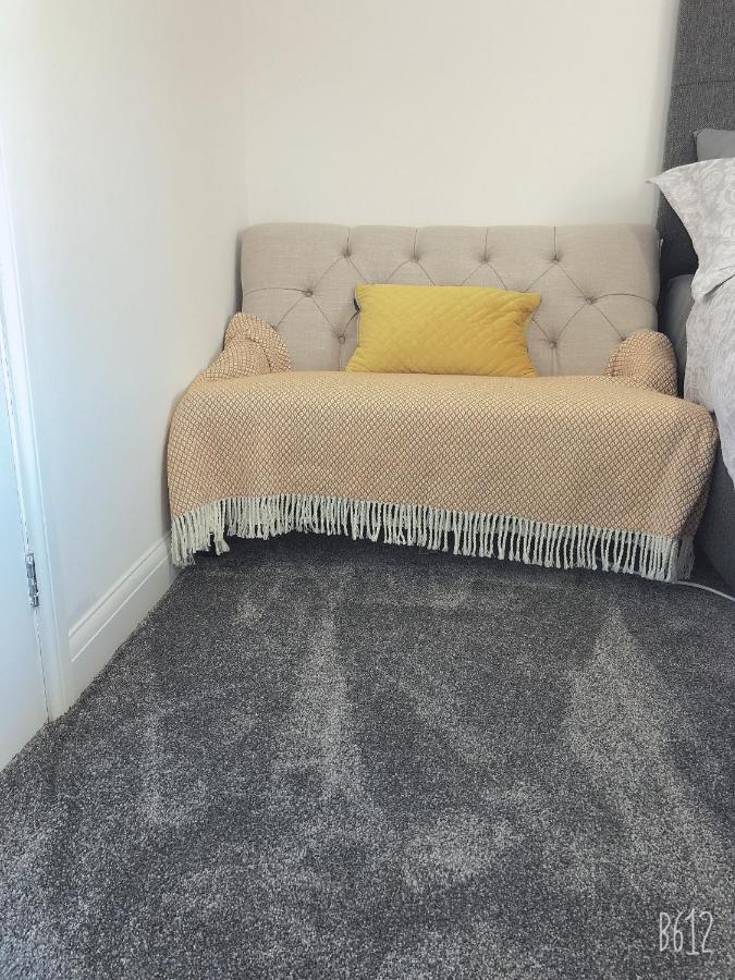 Flat 1 - Entire Modern Studio With En-Suite And Free Parking Close To Qmc, City Centre & Notts Uni Нотингам Екстериор снимка