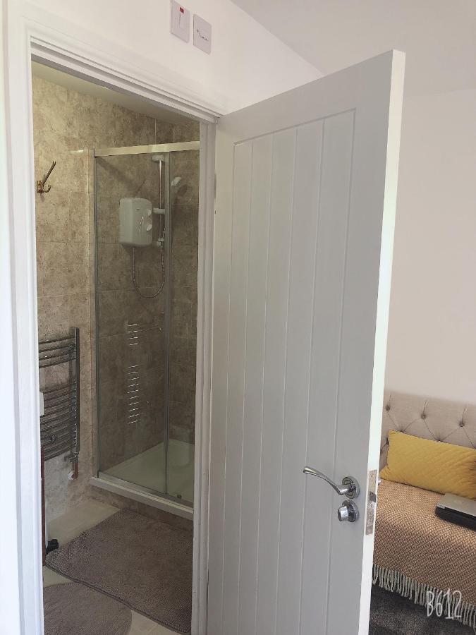 Flat 1 - Entire Modern Studio With En-Suite And Free Parking Close To Qmc, City Centre & Notts Uni Нотингам Екстериор снимка
